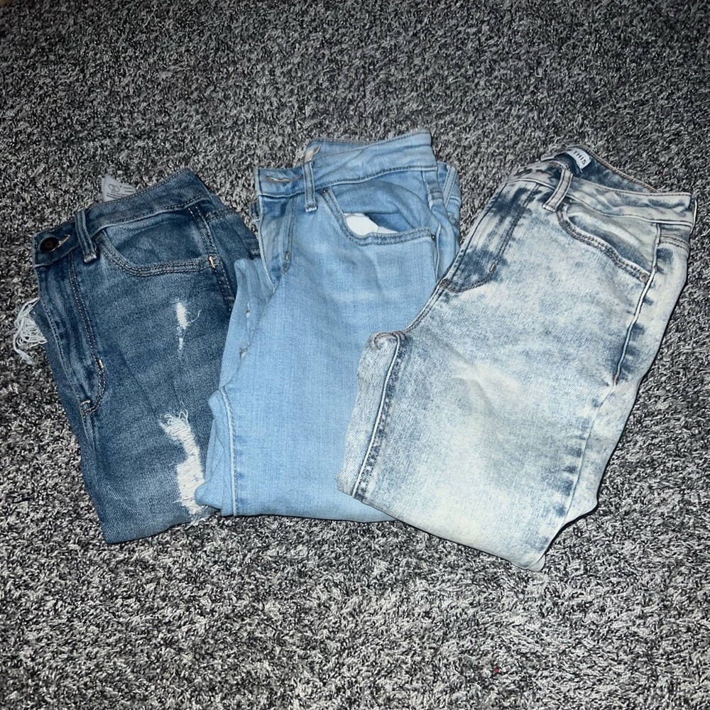 Bundle of jeans